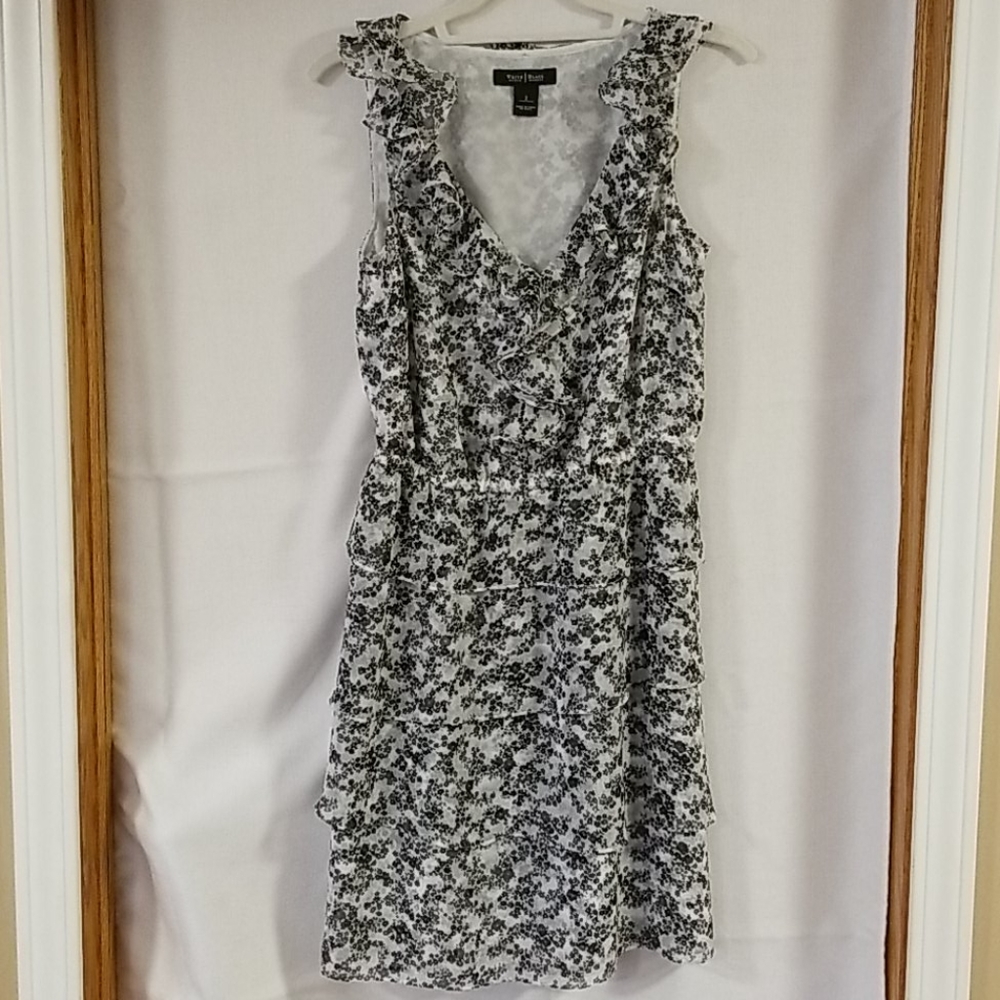 White House Black Market ruffle dress Sz Small
